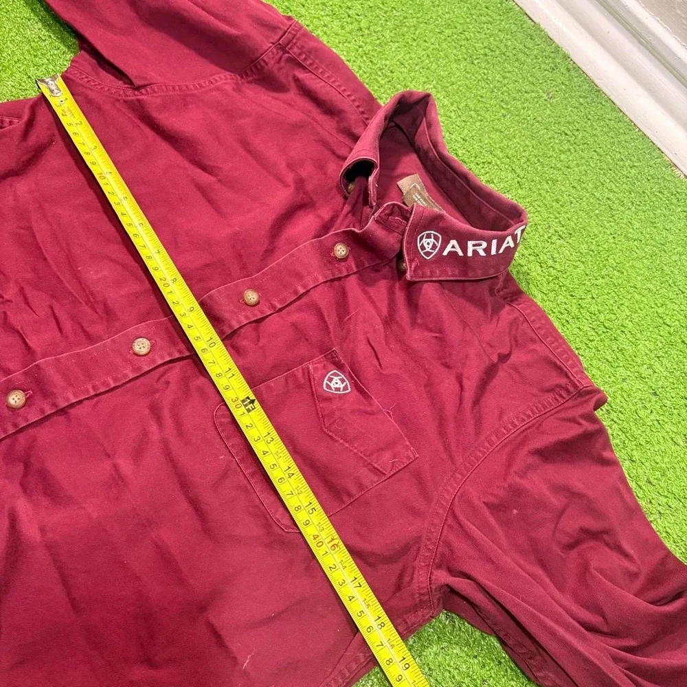 Ariat Maroon Boys Youth Size XL/18 Spellout Long Sleeve Button Down